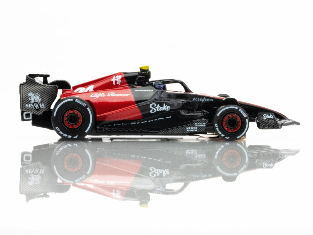 AFX 22084 HO Mega G+ 2023 Alfa Romeo F1 FY-24 Slot Car