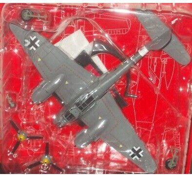 IXO Models 3UA 1:72 Die-Cast Messerschmitt Bf 110E-1 Military Aircraft w/Stand