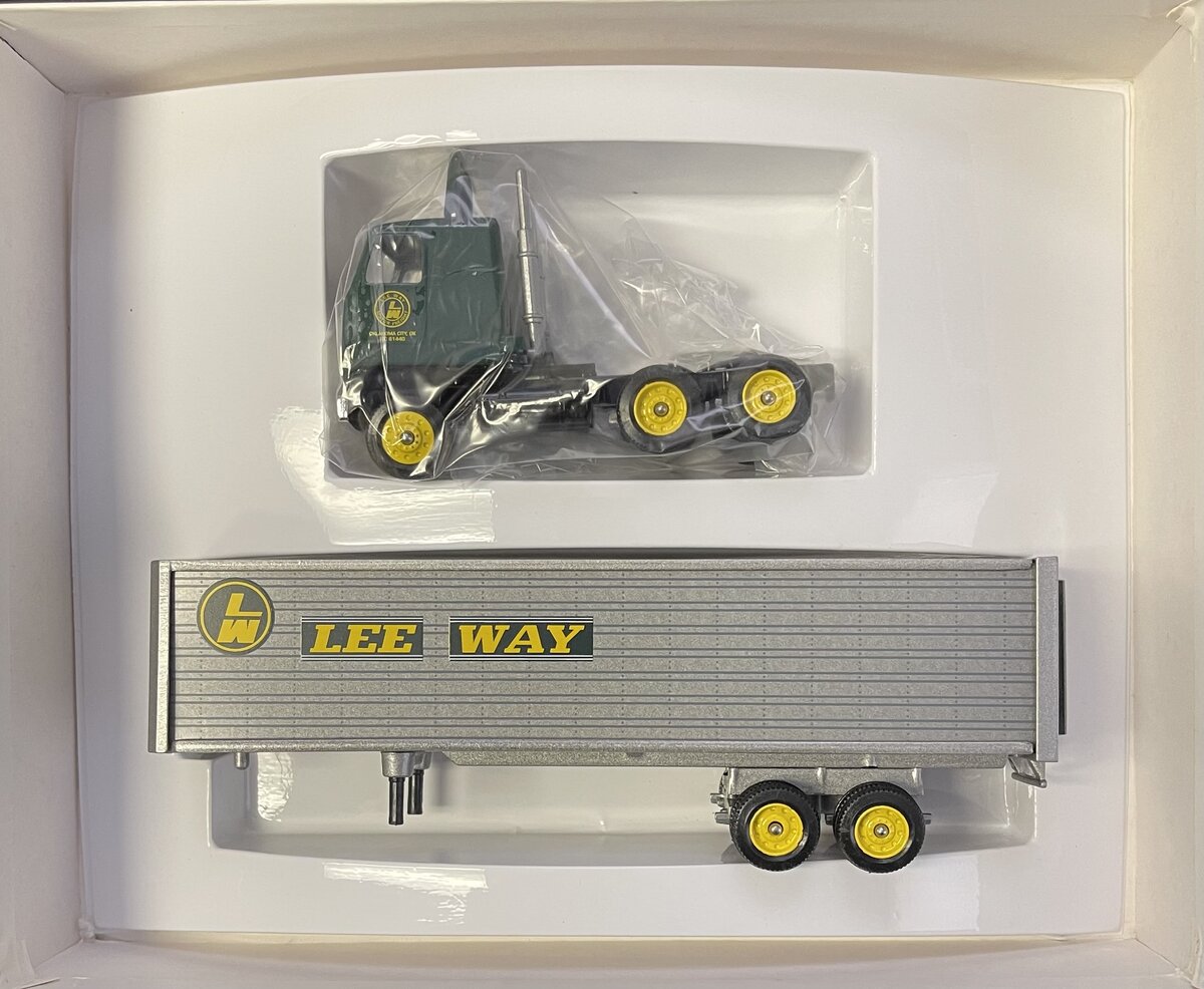 Winross 158-2 1:64 Diecast "LeeWay: Historical Pioneer Highway" Tractor Trailer