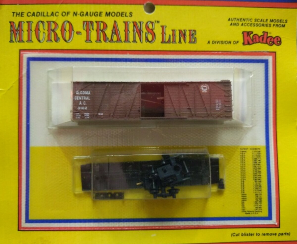 Micro-Trains 28262 N Algoma Central 40' Single Door Boxcar Road # 3102 Kit