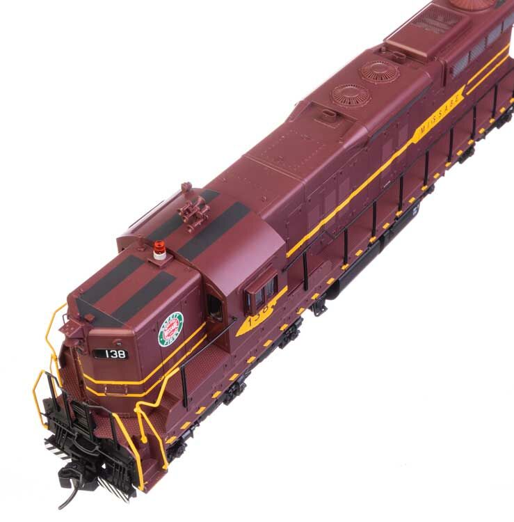 Walthers 920-48707 HO DM&IR EMD SD9 Diesel Locomotive - Standard DC #138