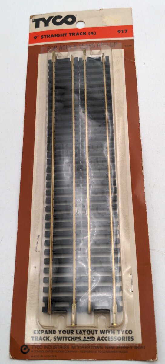 Tyco 917:100 HO Scale 9" Straight Railroad Track (Pack of 4)