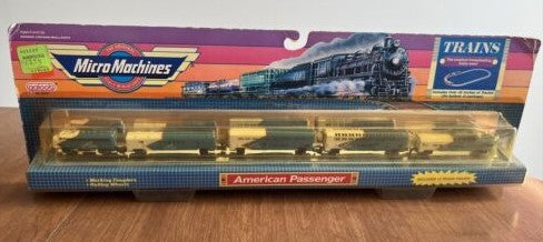 Micro Machines 6470 1:87 Scale Lines American Passenger Train w/5 Car & Track