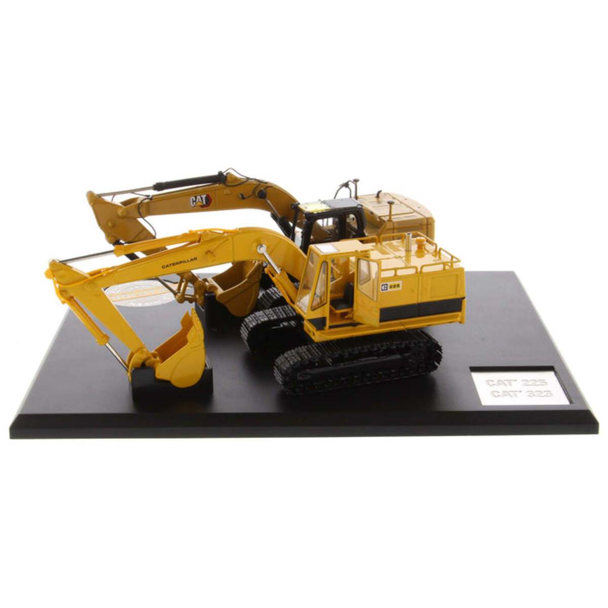 DieCast Masters 85715 1:50 Cat 225 Excavator & Cat 323 Excavator Diecast Model