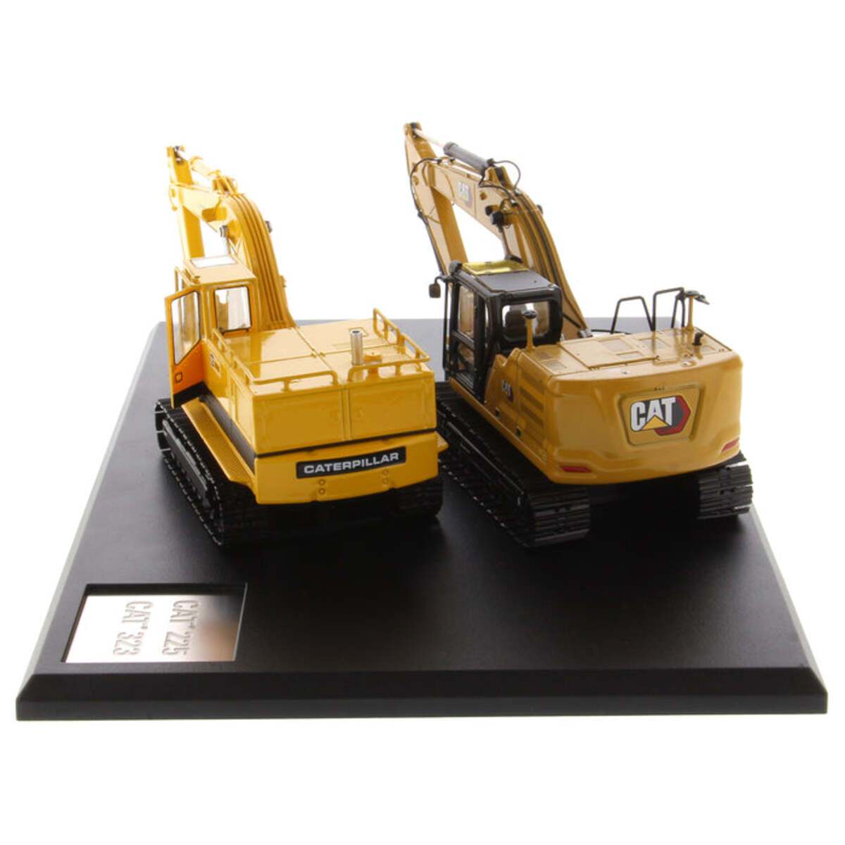 DieCast Masters 85715 1:50 Cat 225 Excavator & Cat 323 Excavator Diecast Model
