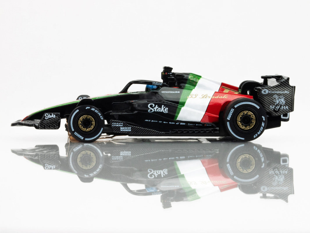 AFX 22080 HO 2023 Alfa Romeo F1 Monza Slot Car