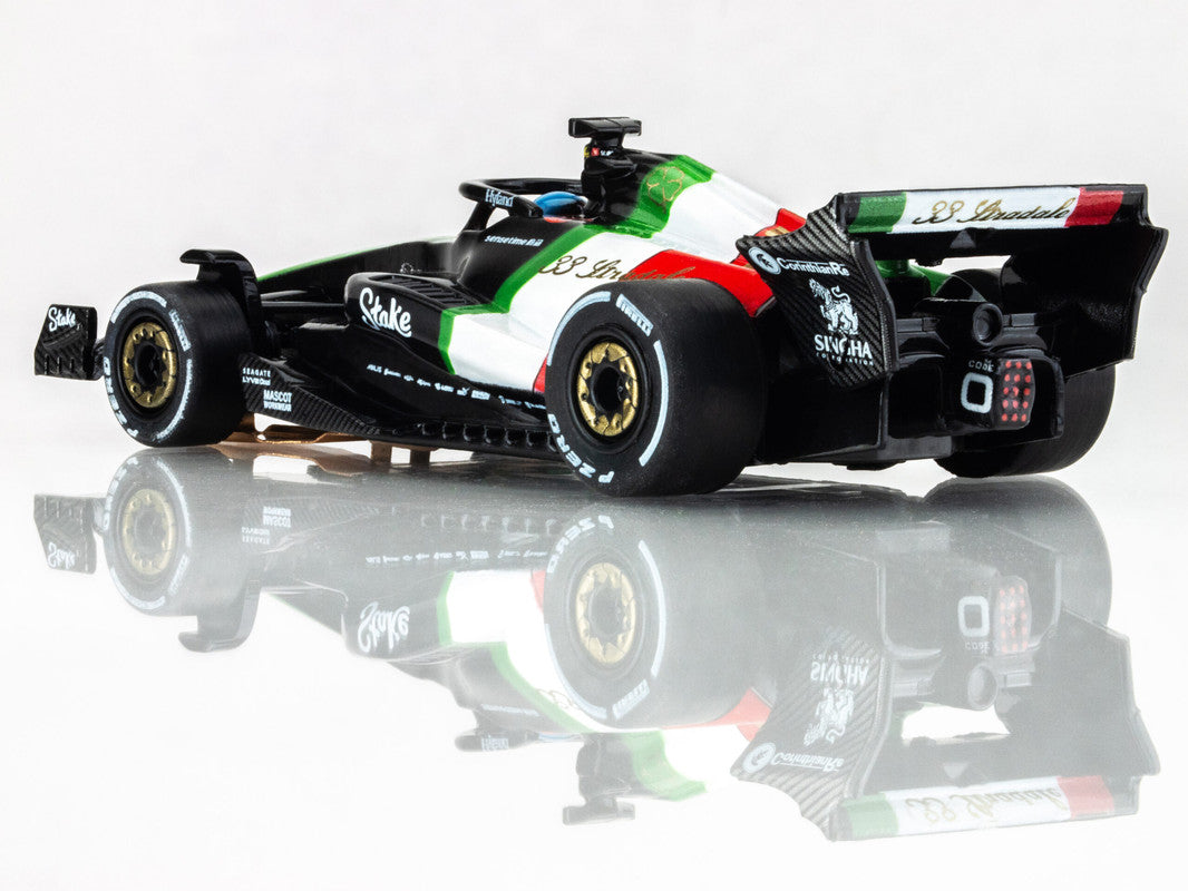 AFX 22080 HO 2023 Alfa Romeo F1 Monza Slot Car