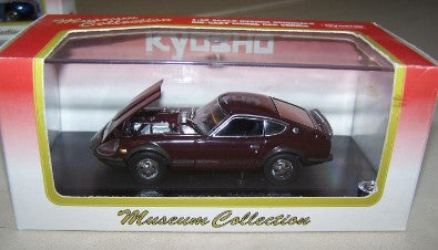 Kyosho 03162M 1:43 Die-Cast Museum Collection Maroon Nissan Fairlady 240Z-G