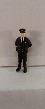 Arttista 721 S Scale Policeman Standing Pewter & Handpainted