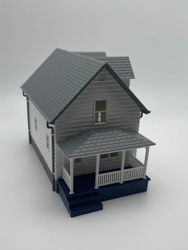 Rock Island Hobby 042102 HO White Farmhouse