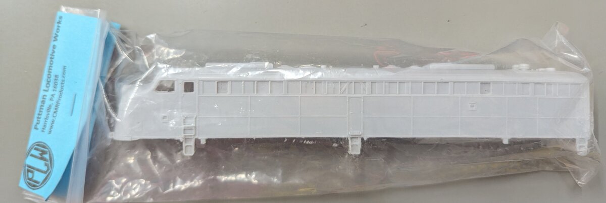 CMR Products HO Scale Undecorated Diesel Engine Plastic Gray Shell