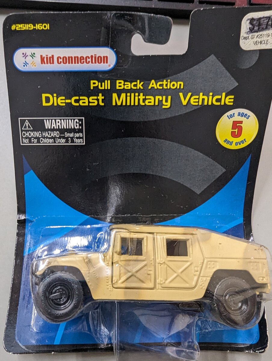 Kid Connection 25119-1601 1:43 Die-Cast Pull Back Action Military Vehicle