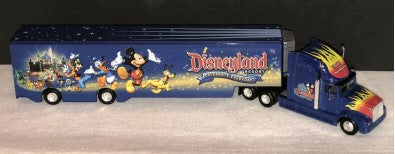 Hot Wheels P4394 1:64 Walt Disney World Disneyland Resort Tractor Trailer