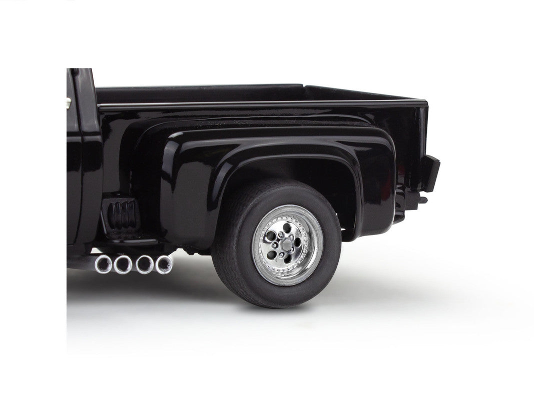 Revell 14552 1:24 1977 Chevy Street Pickup Plastic Model Kit
