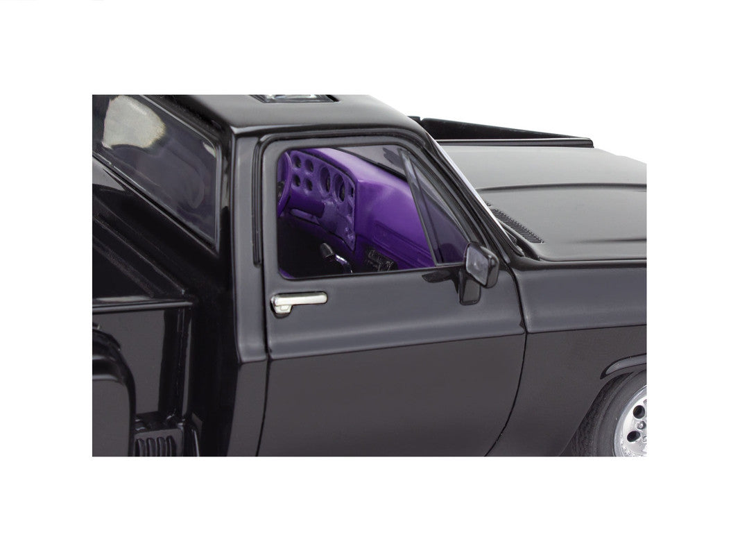 Revell 14552 1:24 1977 Chevy Street Pickup Plastic Model Kit