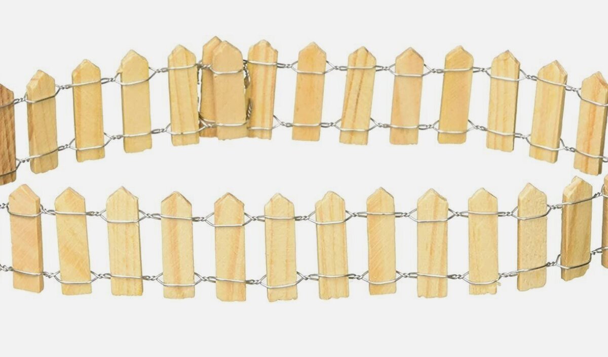 Darice 9154-68 Natural Picket Fence