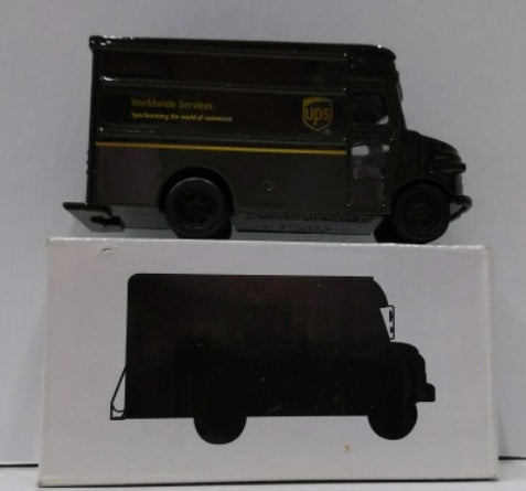 Staples 463004 4" Long X 2" High United Parcel Service Metal Package Car Truck