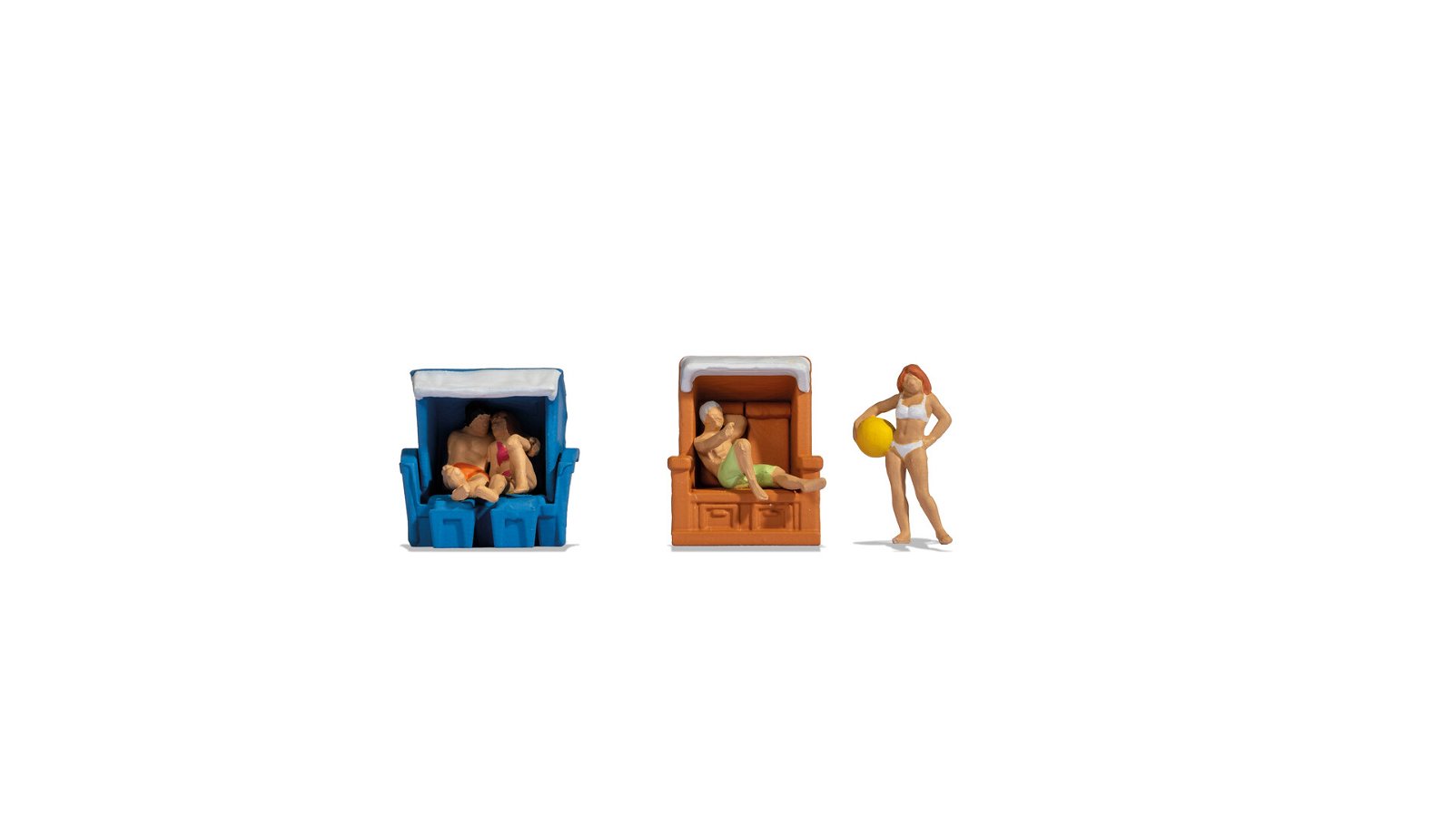 Noch 15852 HO In a Hooded Beach Chair Plastic Figures (Set of 4)