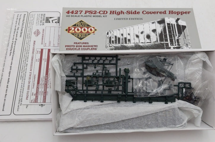 Proto 2000 21874 HO C&NW PS2-CD High Side Covered Hopper Road # 170172 Kit