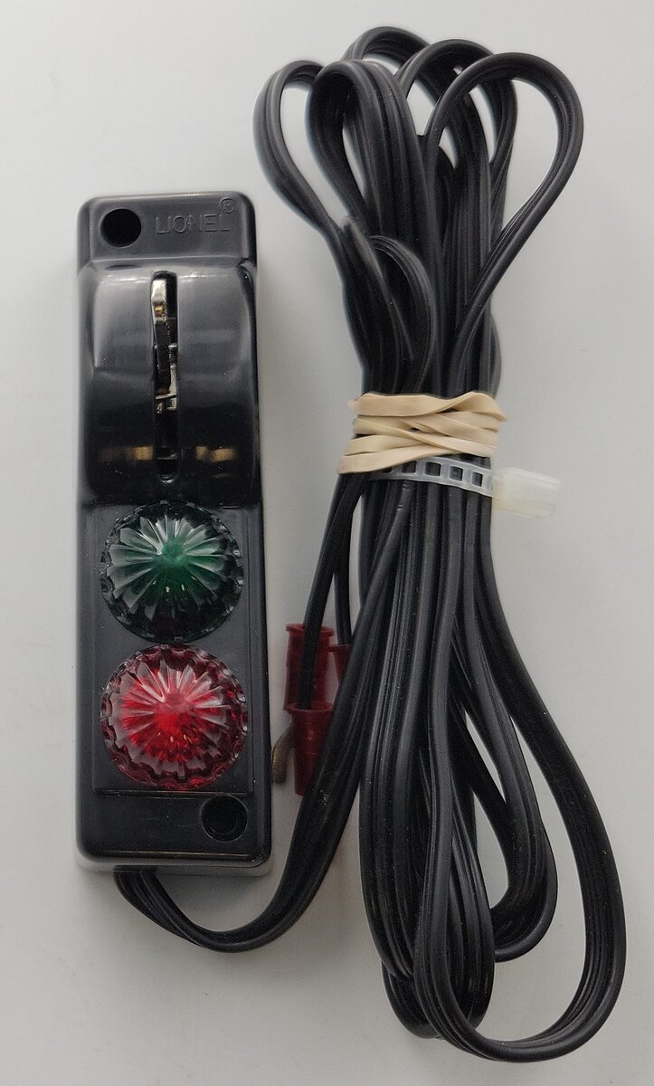 Lionel 5122-2 O Gauge Black Switch Controller with Wire and Lights