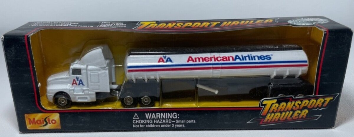 Maisto 11021 1:87 Transport Hauler American Airlines Tanker Diecast Metal