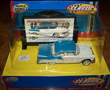 Road Champs 69000X 1/43 Classic Collection White & Green 1955 Bel Air Chevrolet