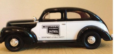 Liberty Classic 67535 Die Cast 1:32 Oklahoma Highway Patrol 1940 Ford Sedan