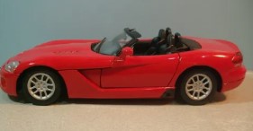Motormax Toy USA 73137 1:18 Diecast Red 2003 Dodge Viper RT/10 Convertible