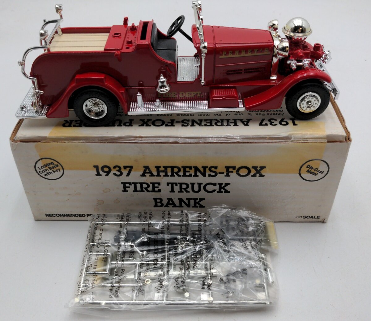 Ertl 9635 1:30 Diecast 1937 J.C. Penney Fire Department Ahrens-Fox Pumper Bank