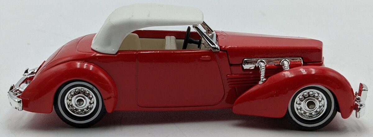 Matchbox Y-18 35:1 Models of Yesteryear Red W/White Top 1937 Cord 812
