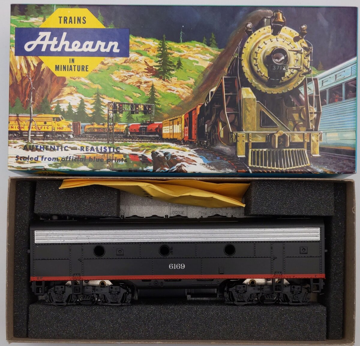Athearn 3042 HO Scale Southern Pacific Non-Powered Diesel Locomotive #6169