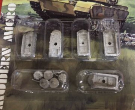GHQ G109 1/285 Micro Armour (6mm) PaK 40 & SdKfz II Crews Pewter Kit