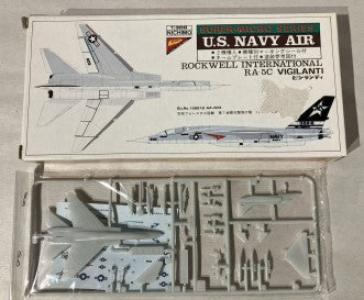 Nichimo Models 23 1:300 U.S. Navy Air Rockwell International RA-5C Plane Kit