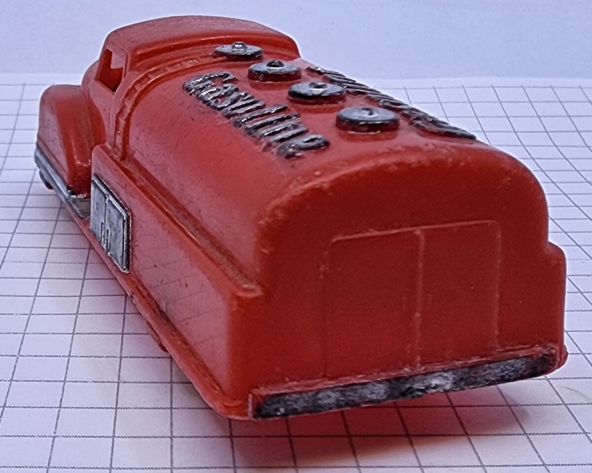 Renwal Products No. 94 O Gauge Red Gasoline Truck