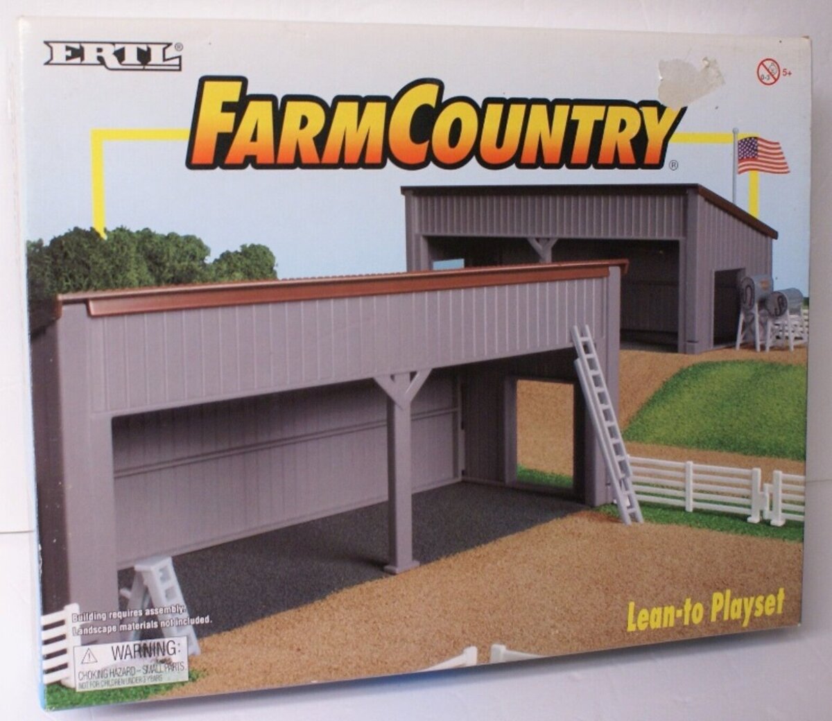 Ertl 12104 1/64 Scale Farm Country Lean-to Playset Building Kit