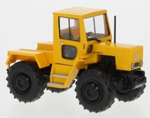 Brekina Automodelle 91371 HO Signal Red Starmada 1975 MB Trac 800 Farm Tractor