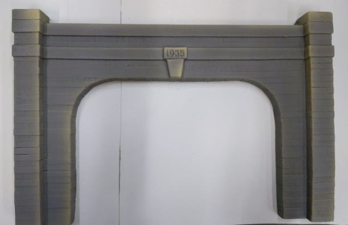 Scenic Express FL6275 O Antique Double Concrete Portal