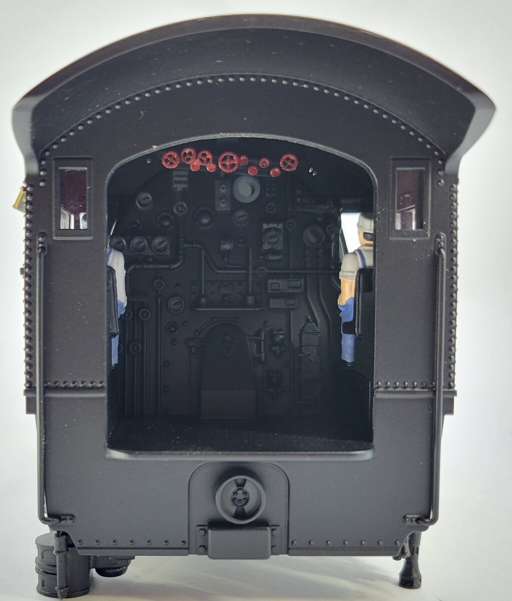 Lionel 38055-2 #3751 AT&SF Boiler Shell without Stack and Rear Window