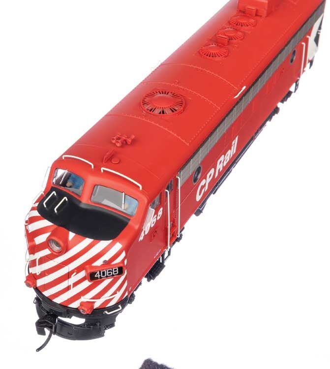 Walthers 920-42552 HO CP EMD FP7 Diesel Loco - LokSound 5 Sound & DCC #4068