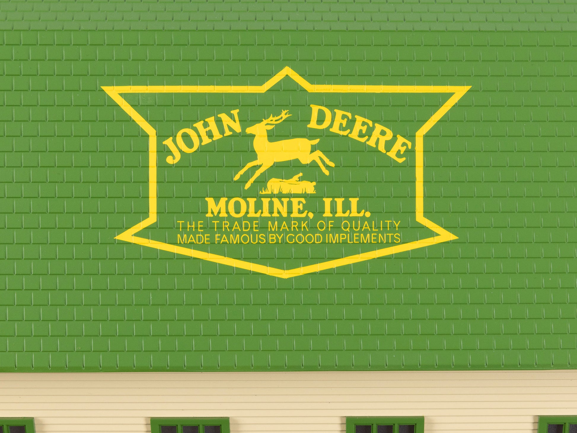 Lionel 2429130 O Assembled John Deere Barn