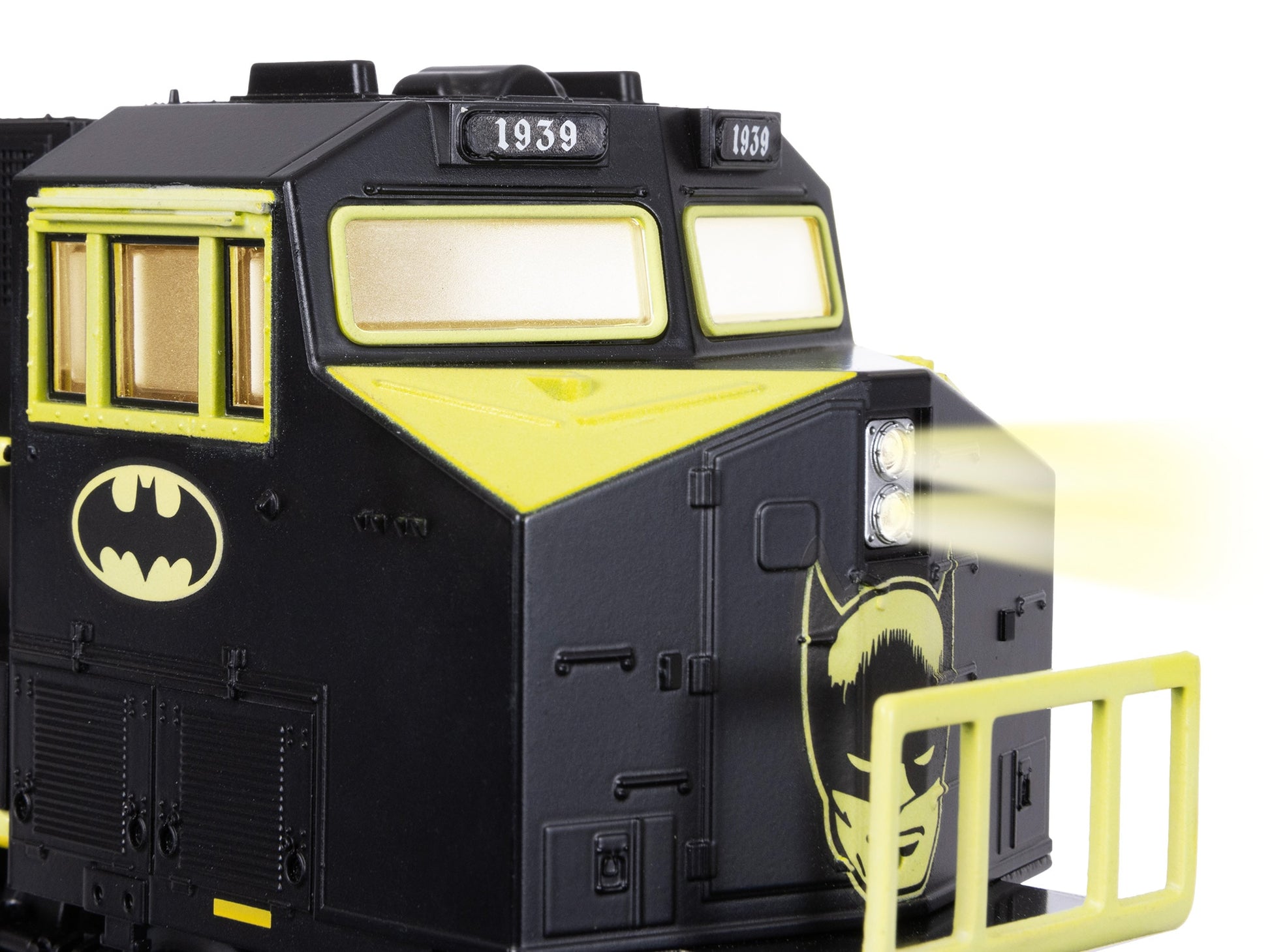 Lionel 2445150 O Batman LionChief ET44 Diesel Locomotive