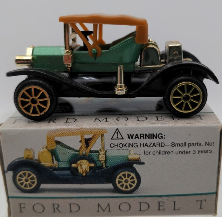High Speed 304 1:87 Diecast Green & Gold Ford Model T Vehicle