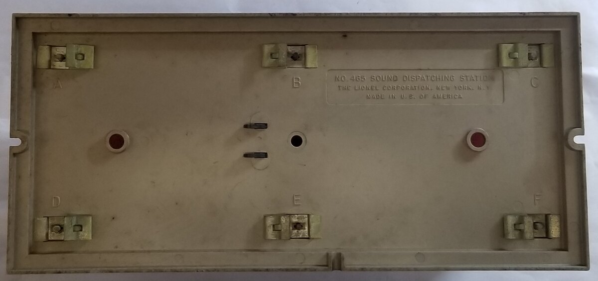 Lionel 465-1 O Gauge Dispatching Station Base Assembly - Incomplete