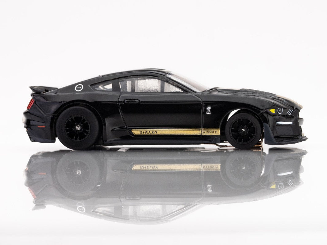 AFX 22082 HO Mega G + Black/Gold 2022 Shelby Mustang GT500H Slot Car