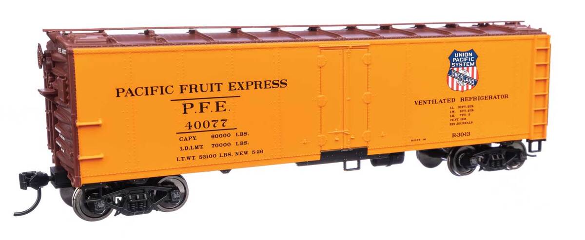 Walthers 910-41413 HO PFE 40' Steel RTR Reefer with Dreadnaught Ends #40077 LN/Box