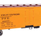 Walthers 910-41413 HO PFE 40' Steel RTR Reefer with Dreadnaught Ends #40077