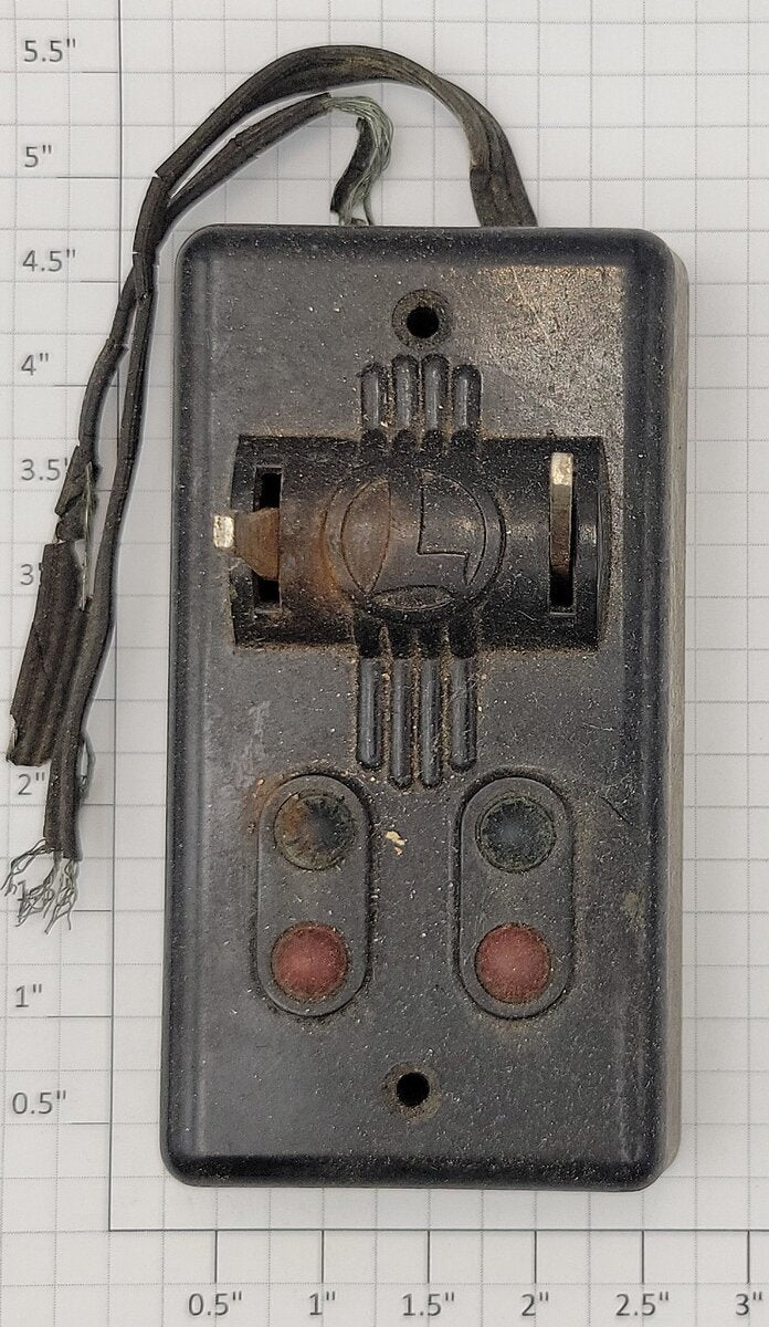 Lionel 1122-100 O27 Bakelite Bayonet Base Switch Controller with Wiring