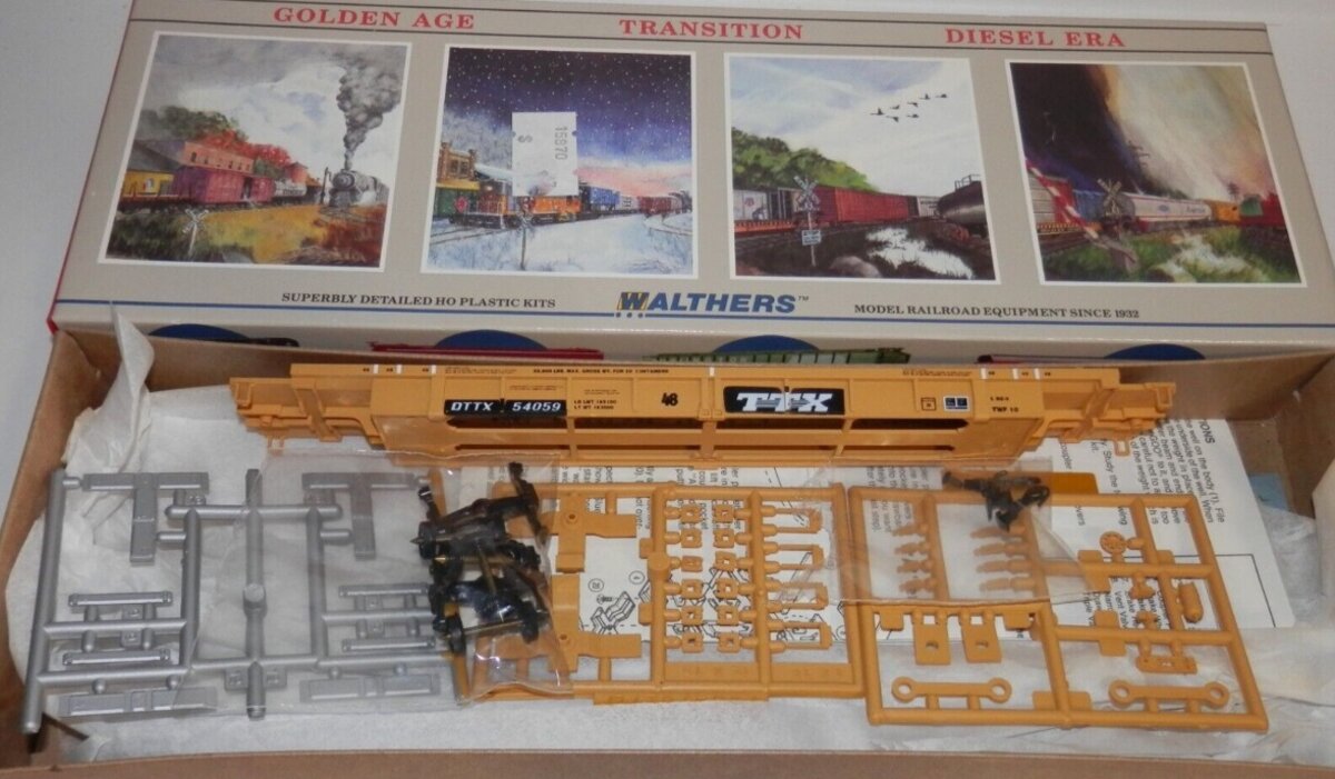 Walthers 932-3901 HO Scale TTX Double Stack Car # 54059 Kit
