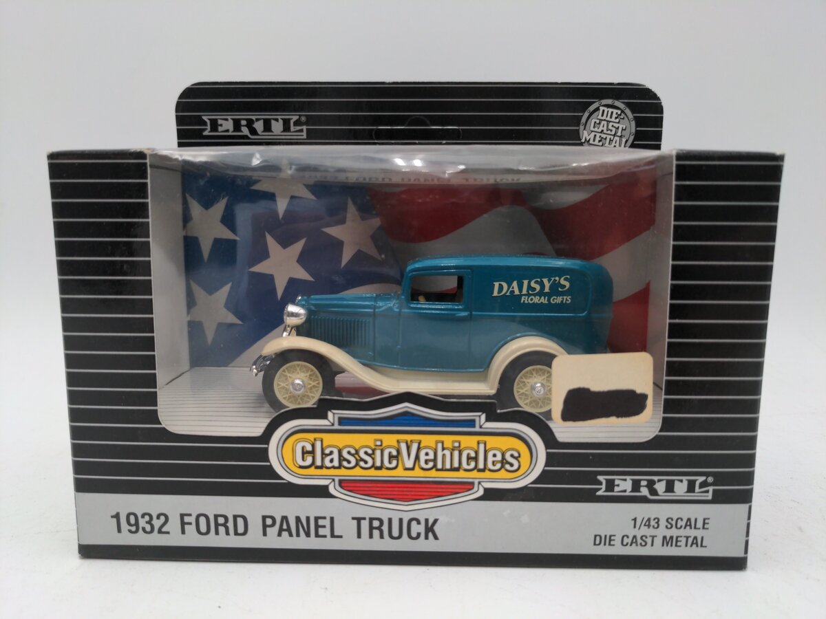 Ertl 2504 1:43 Daisy's Floral Gifts 1932 Ford Panel Truck Die Cast (Blue/Beige)