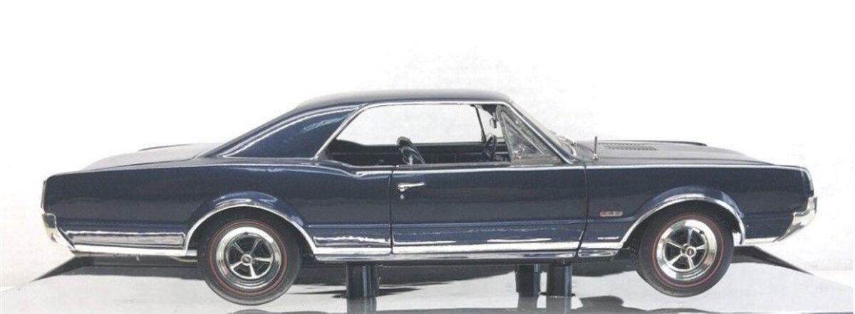 Highway 61 50194T 1:18 1967 Oldsmobile 442 Coupe Collectibles Die-Cast 1 of 504